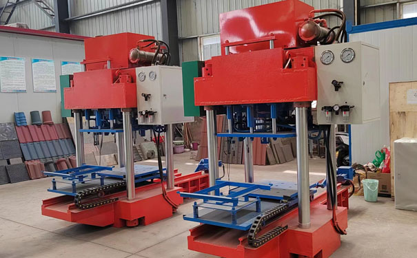 水磨石磚機多少錢一臺?其價格因型號、規(guī)格因素而有所差異